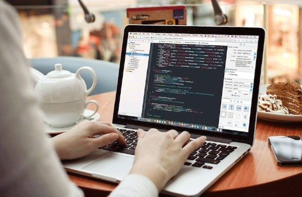 深圳高端網(wǎng)站建設(shè)為什么越來(lái)越受企業(yè)的追捧？