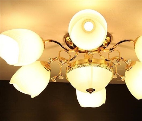 燈具類網(wǎng)站建設(shè)需要注意哪些事項(xiàng)？